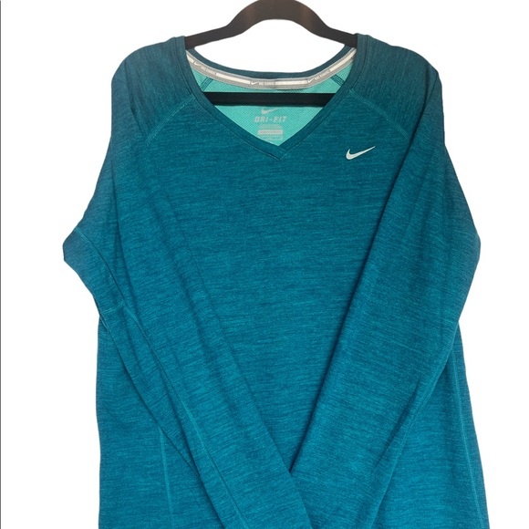 Nike Dri fit long sleeved running shirt Medium - Picture 4 of 4